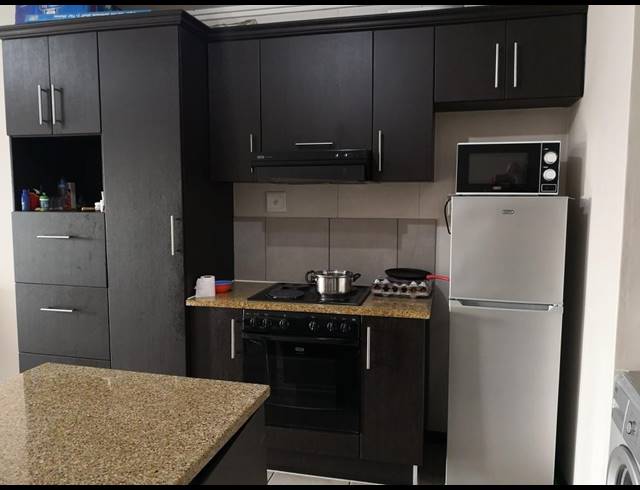 2 BEDROOM SECTIONAL TITLE SOLD IN SHERWOOD